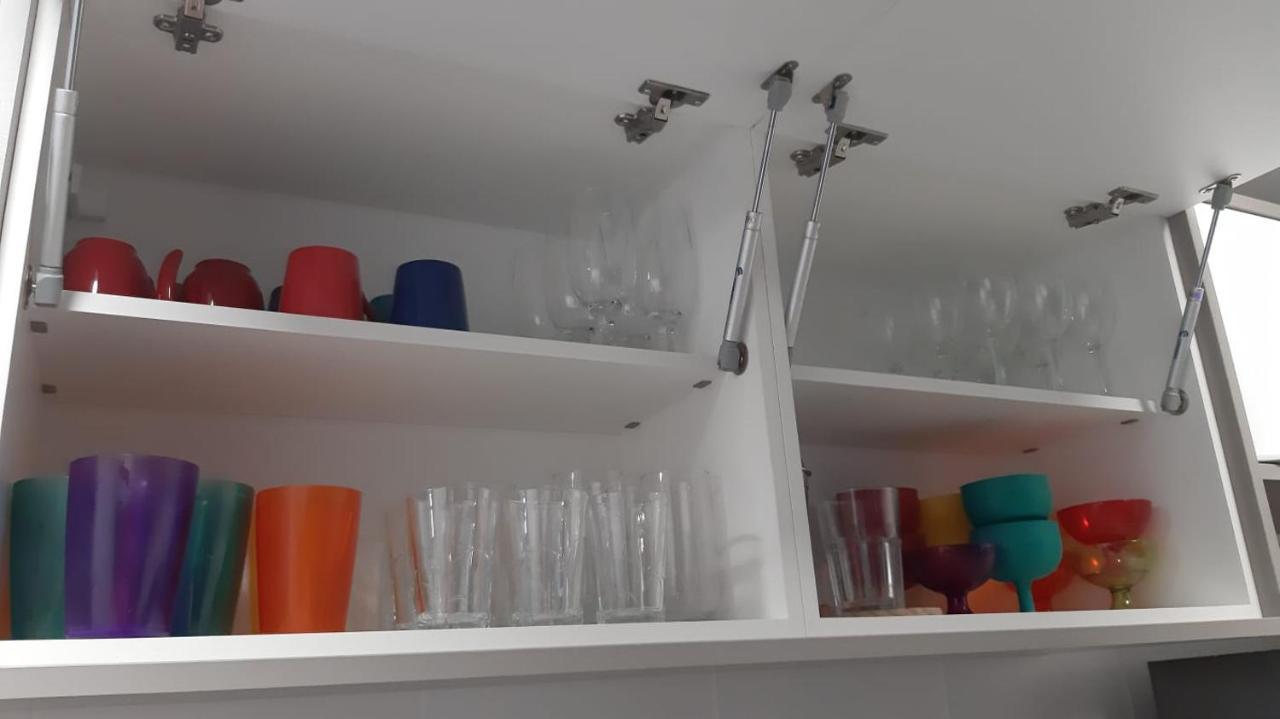 Flat Em Pitangueiras - Sacada Gourmet, 3 Dorms, Limpeza Diaria E Serv De Praia Lejlighed Guarujá Eksteriør billede
