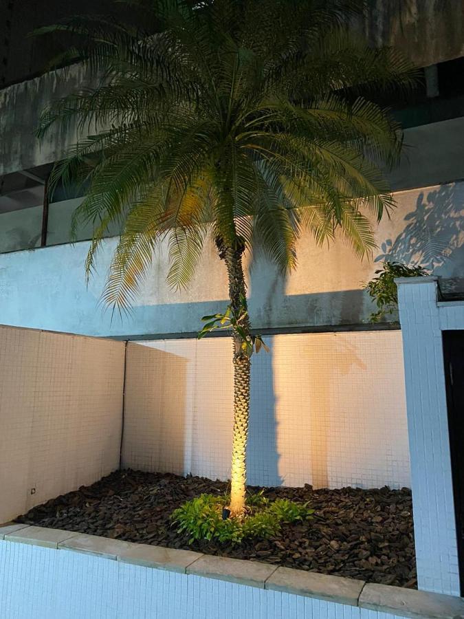 Flat Em Pitangueiras - Sacada Gourmet, 3 Dorms, Limpeza Diaria E Serv De Praia Lejlighed Guarujá Eksteriør billede